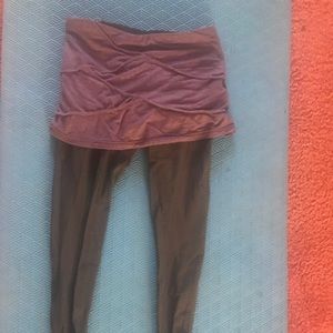 Athleta leggings with skirt
